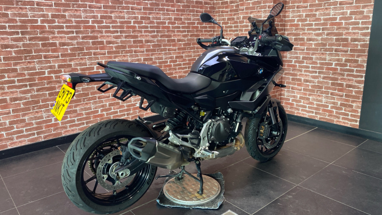 BMW F900 XR